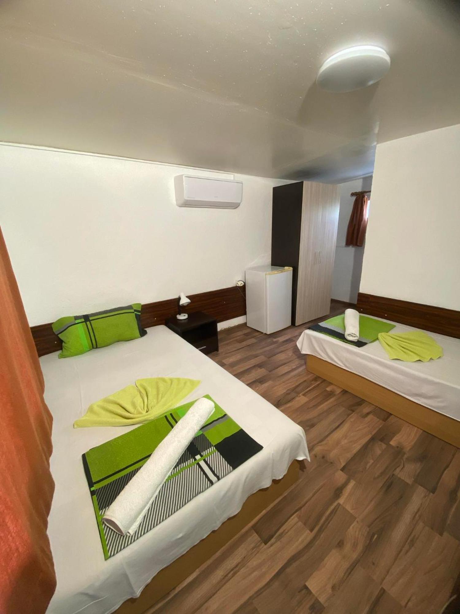 Family Hotel Julian Kranevo Exteriér fotografie